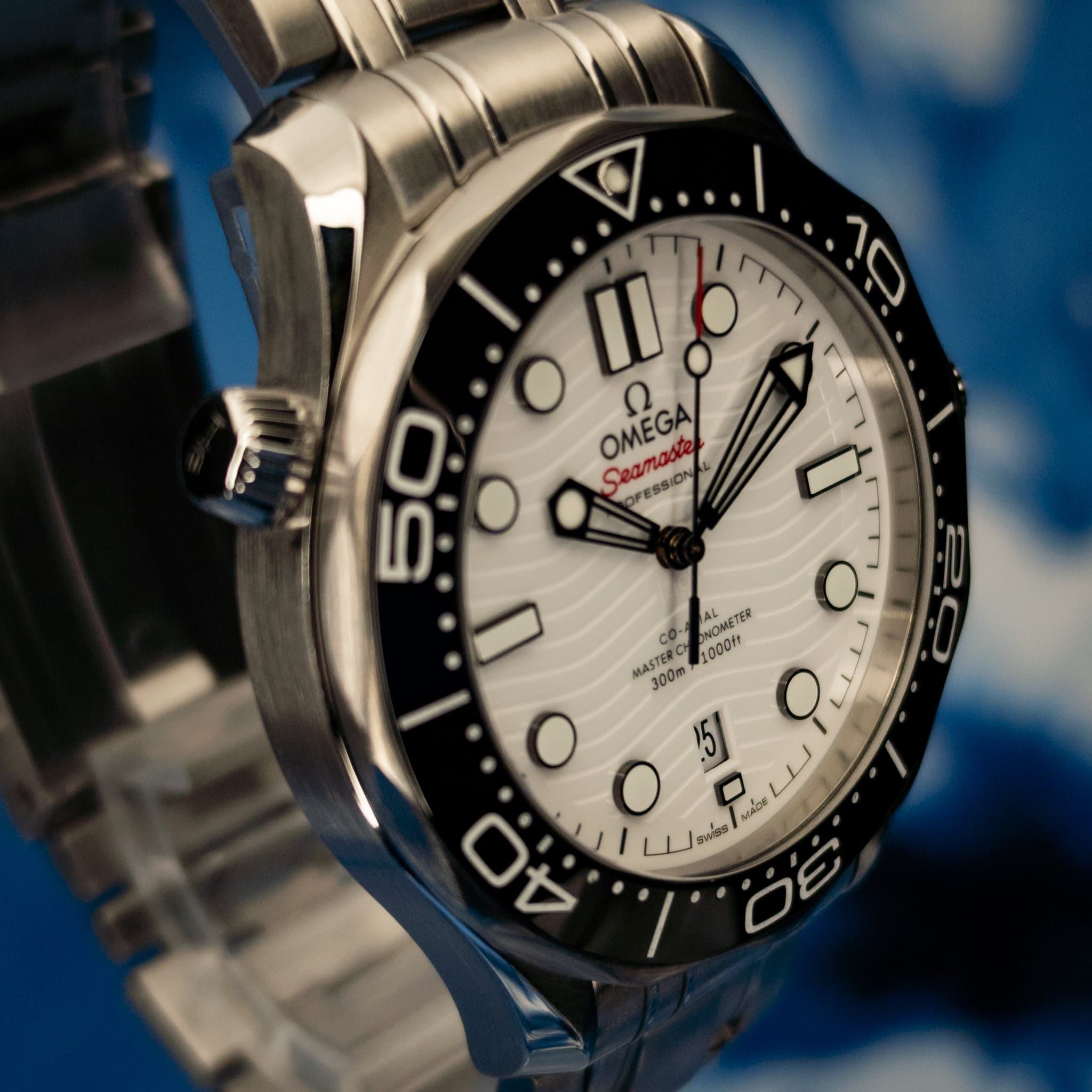 Omega SMP White Wave Steel 2025 (Ref. 210.30.42.20.04.001) — photo 3