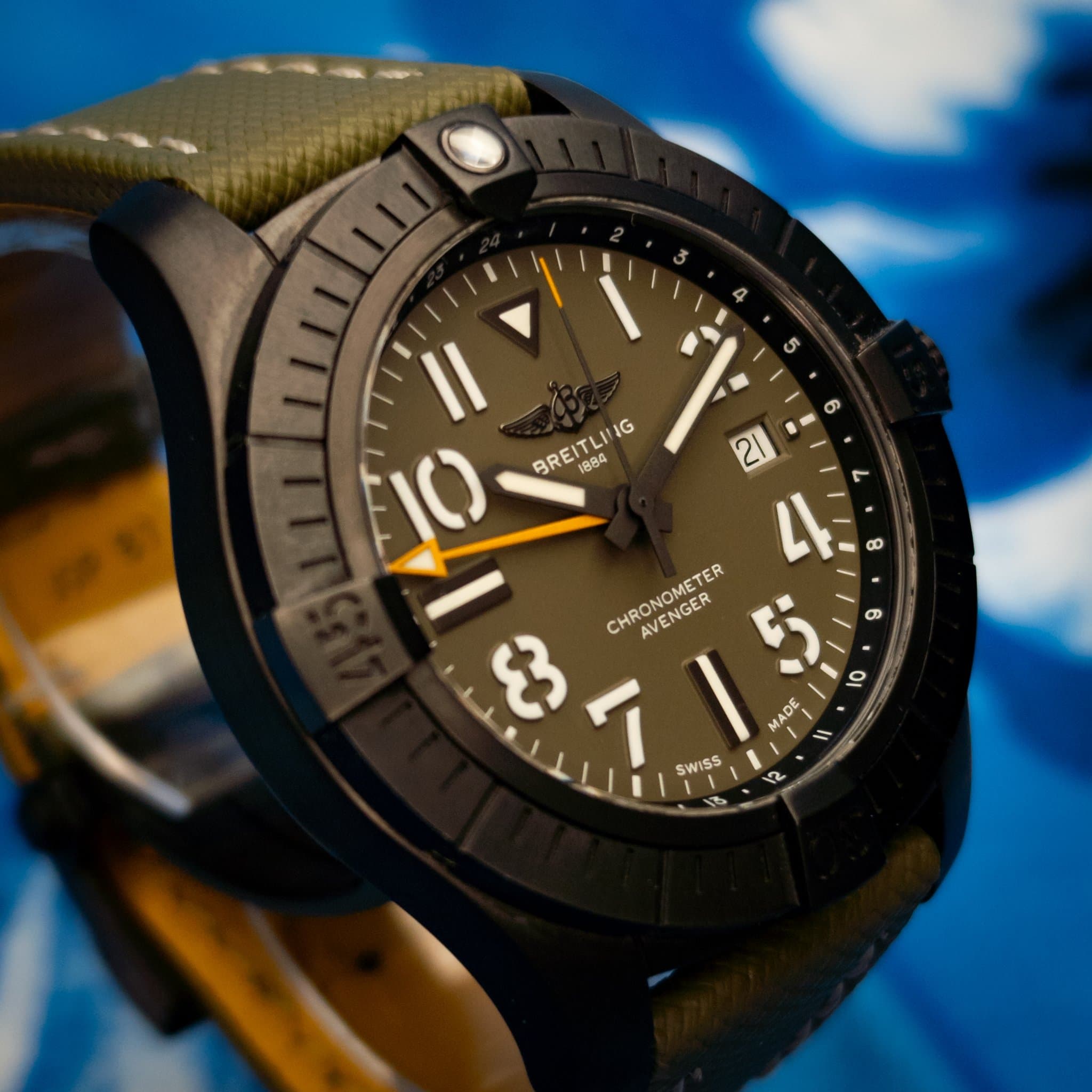Breitling Avenger Automatic GMT 45 Night Mission LE 2000 (Ref. V323952A1L1X2) — photo 9