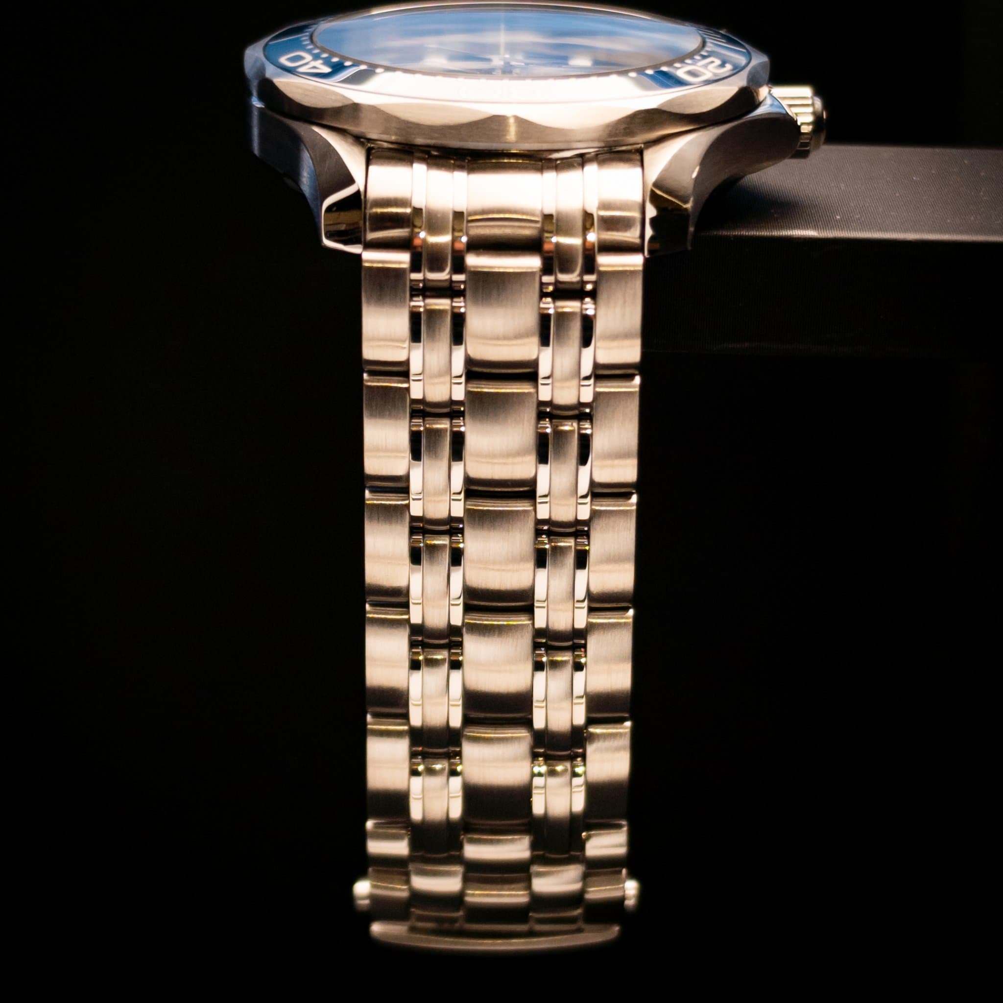 Omega Seamaster Diver 300M Blue No Wave (Ref. 212.30.41.20.03.001) — photo 12