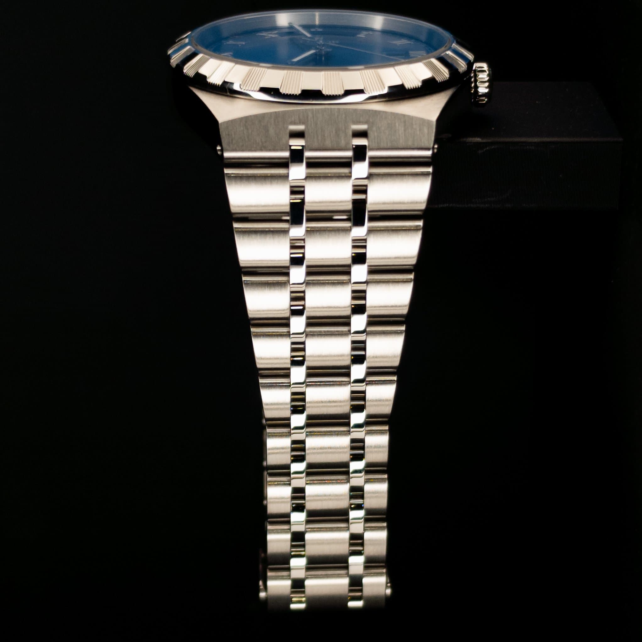 Tudor Royal Blue (Ref. 28600-0005) — photo 13