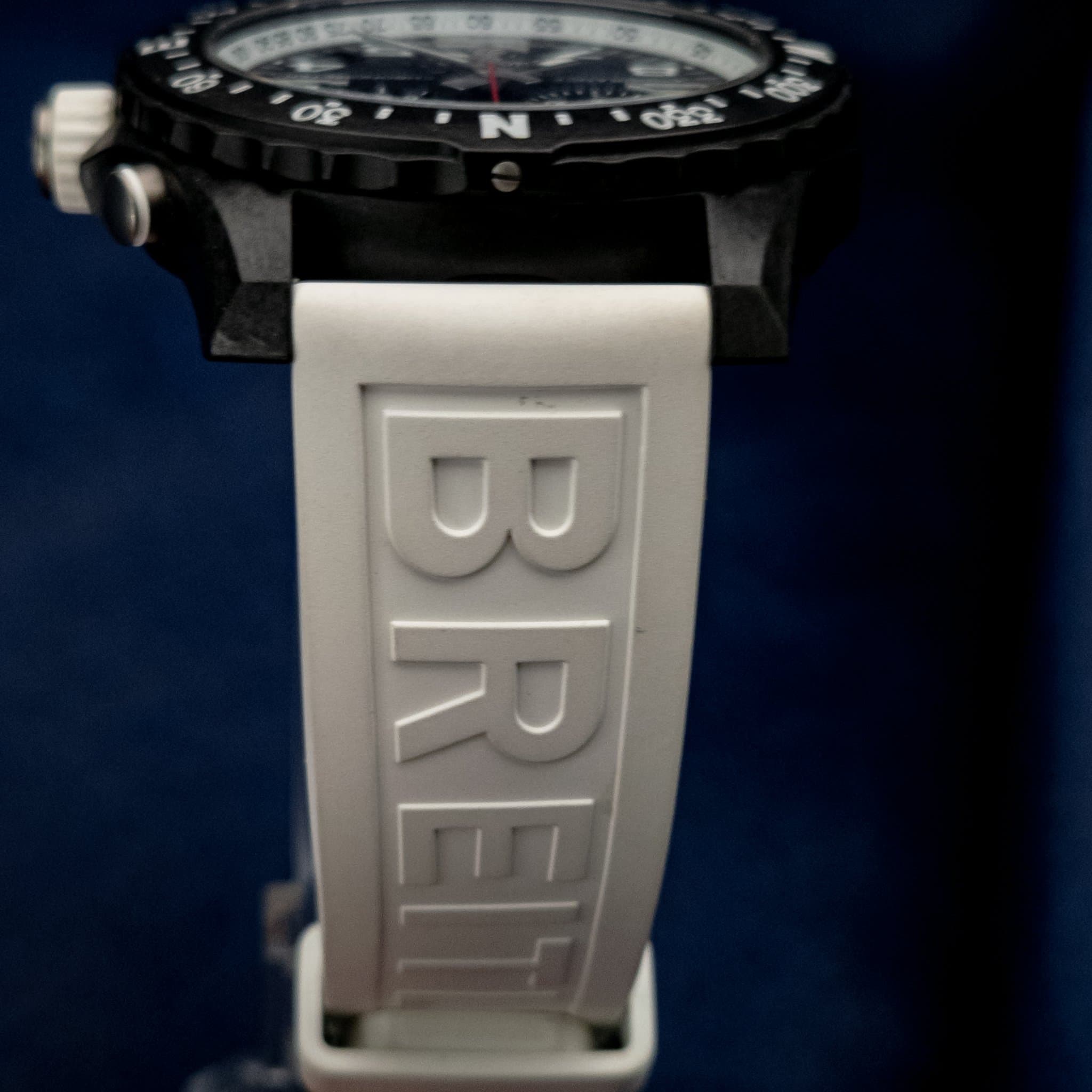 Breitling Endurace Pro 44 White (Ref. X82310A71B1S1) — photo 8