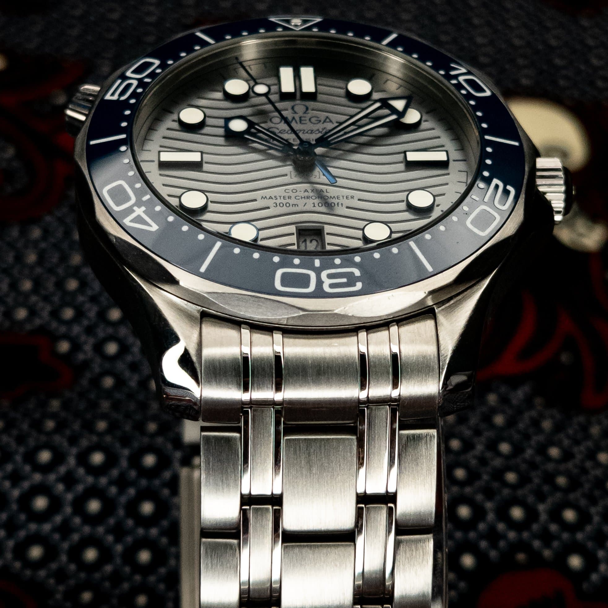 Omega SMP Gray Wave Steel 2023 (Ref. 210.30.42.20.06.001) — photo 5