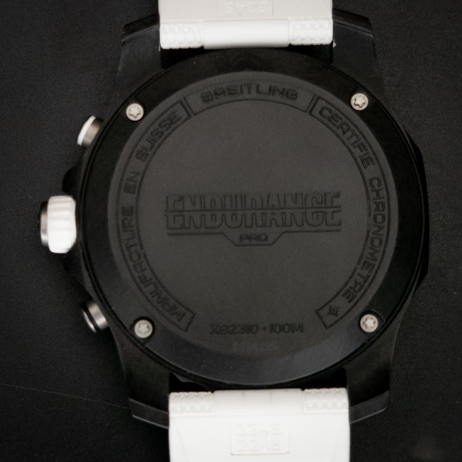 Breitling Endurance Pro 44 Wht - Blk (Ref. X82310A71B1S1) — photo 8