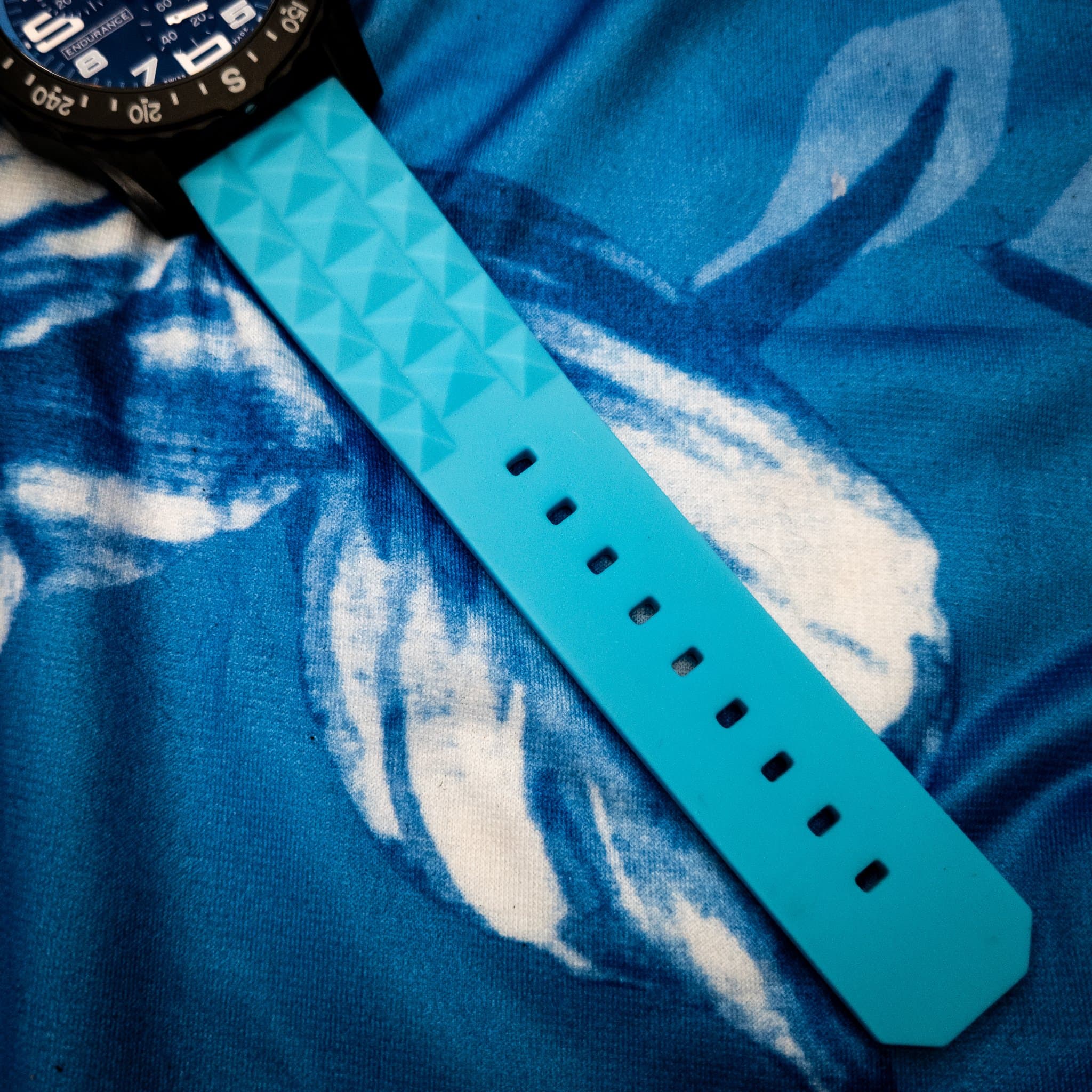Breitling Endurance Pro 44 Blu-Blk (Ref. x82310281b1s1) — photo 16