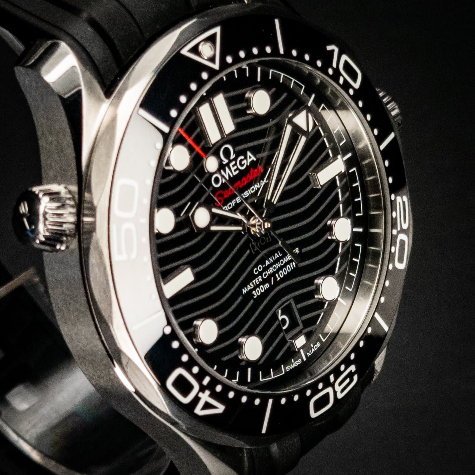 Omega SMP Black Wave Rub 2021 (Ref. 210.30.42.20.01.001) — photo 4