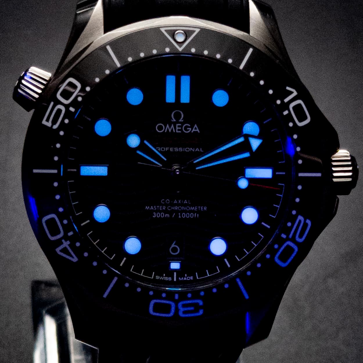 Omega SMP Black Wave Rub 2021 (Ref. 210.30.42.20.01.001) — photo 6