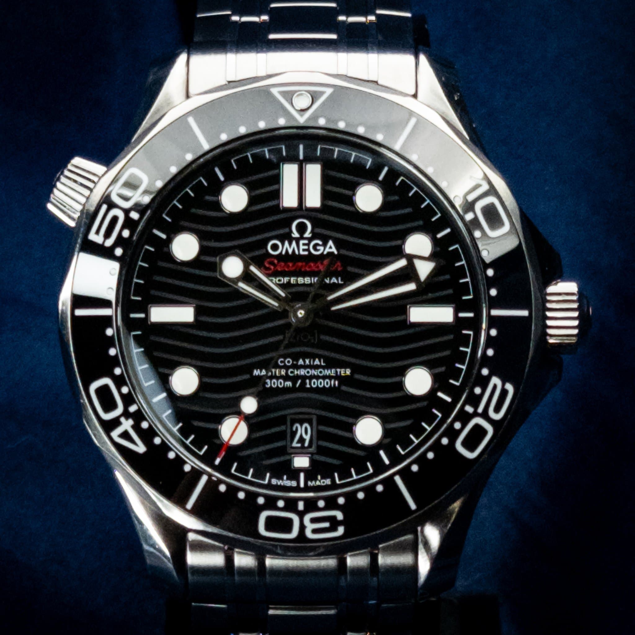 Omega SMP Black Wave (Ref. 210.30.42.20.01.001)