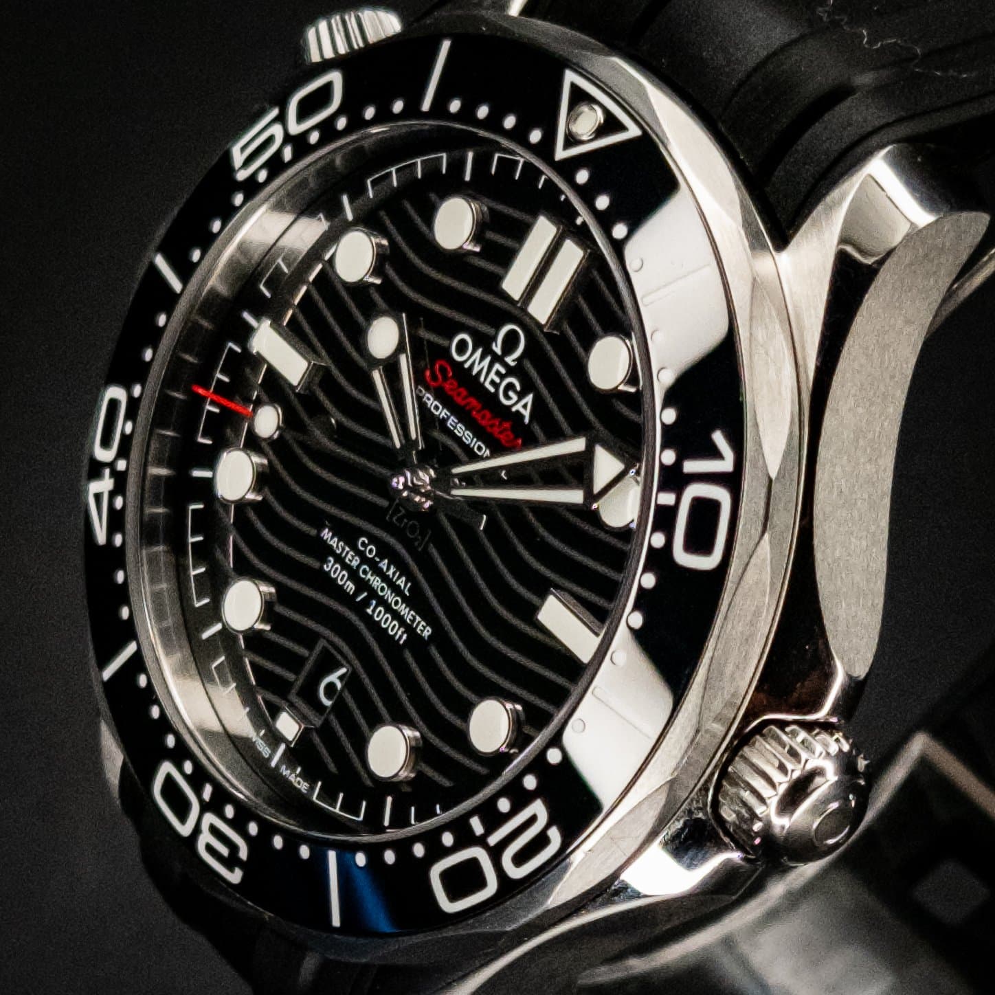 Omega Seamaster Diver 300M Black Wave (Ref. 210.32.42.20.01.001) — photo 5
