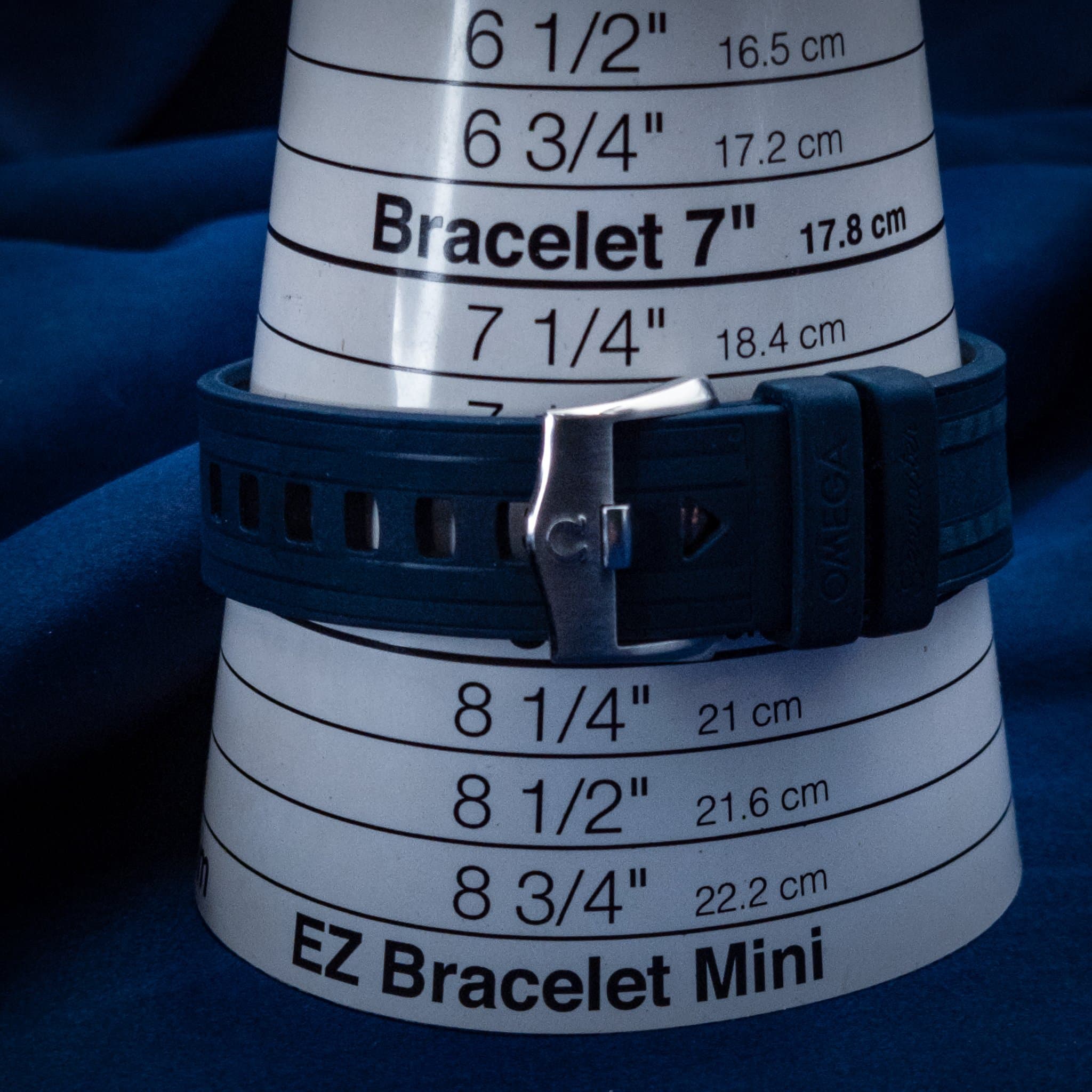 Omega Seamaster Pro 300M Blue Wave Rubber (Ref. 210.32.42.20.03.001) — photo 12