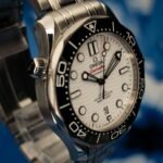 Omega SMP White Wave Steel 2025 Master Co-Axial 42 Stainless Steel / White / Bracelet — photo 3