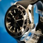 Omega SM PO 600M Black GMT 600M Co-Axial 43.5 GMT Stainless Steel / Black / Rubber — photo 4