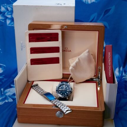 Omega Seamaster Pro 300M Blue Wave Rubber Master Co-Axial 42 Stainless Steel / Blue / Rubber — photo 2