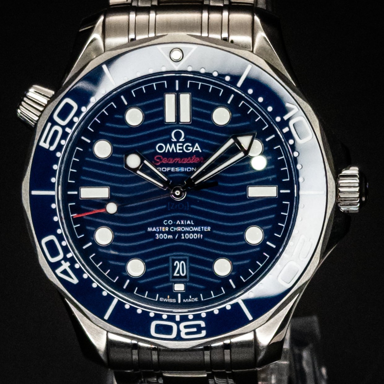 1786603650183-jYGYFrA3-4.jpg Omega SMP Blue Wave 2025 Master Co-Axial 42 Stainless Steel / Blue / Bracelet — photo 1